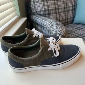 Vans Skateboarding Shoes